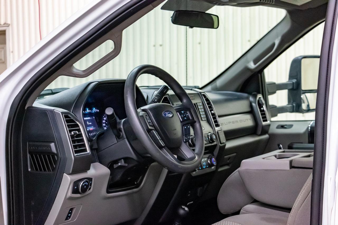 2018 Ford F-550 4x4 Crew Cab XLT Deck Diesel Red Deer AB