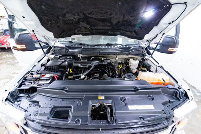 2018 Ford F-550 4x4 Crew Cab XLT Deck Red Deer AB