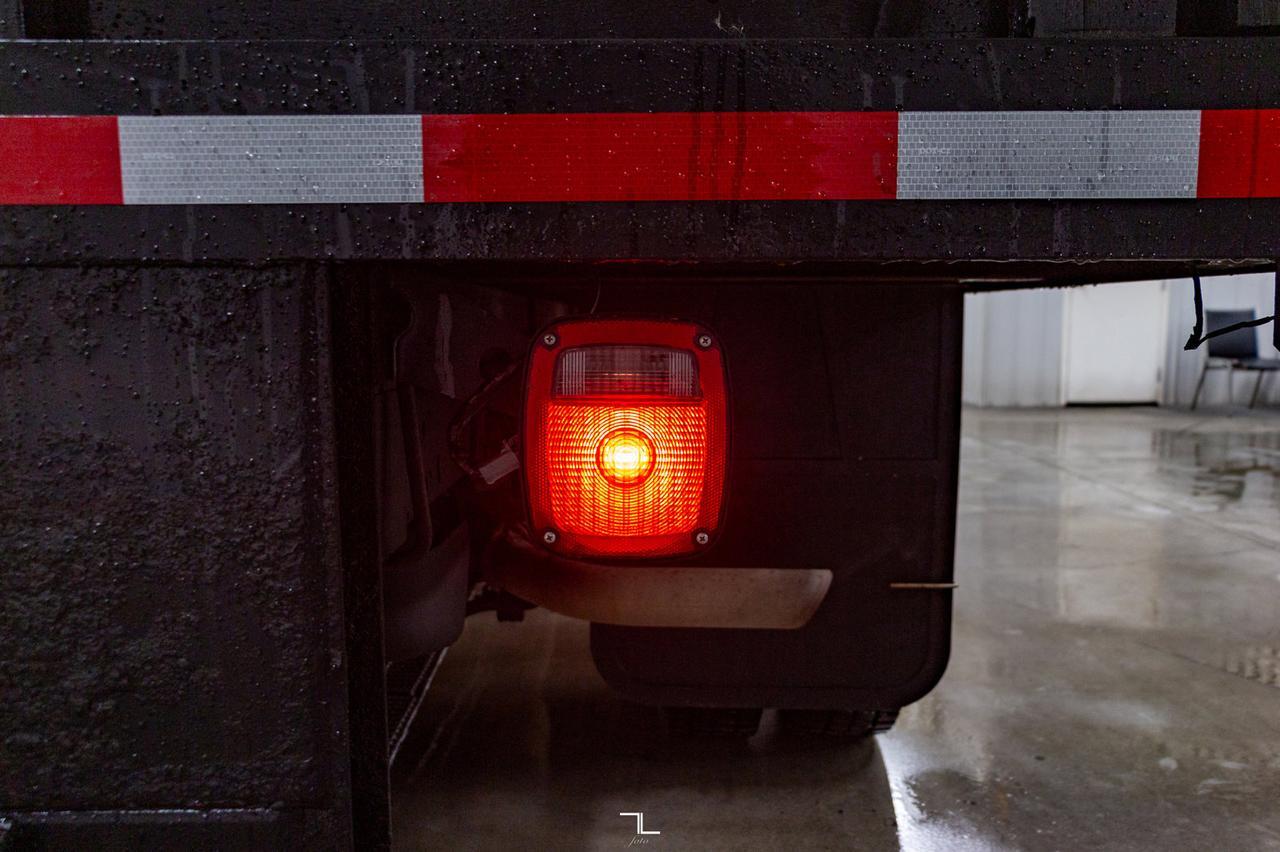 2018 Ford F-550 4x4 Crew Cab XLT Deck Red Deer AB