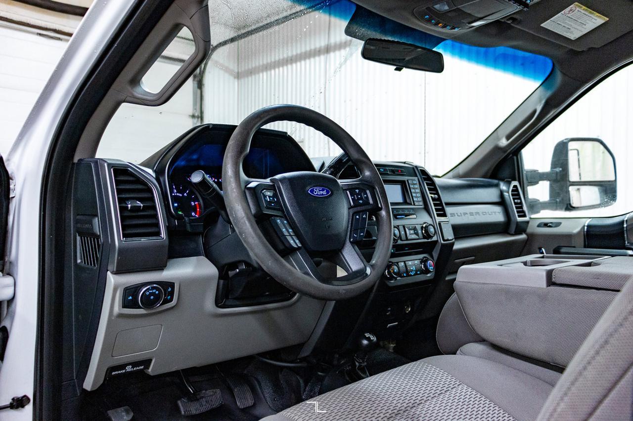 2018 Ford F-550 4x4 Crew Cab XLT Deck Red Deer AB