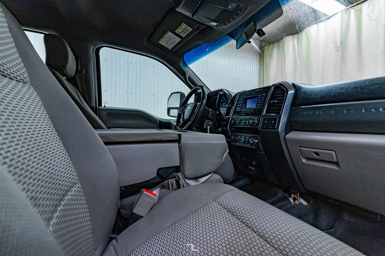 2018 Ford F-550 4x4 Crew Cab XLT Deck Red Deer AB