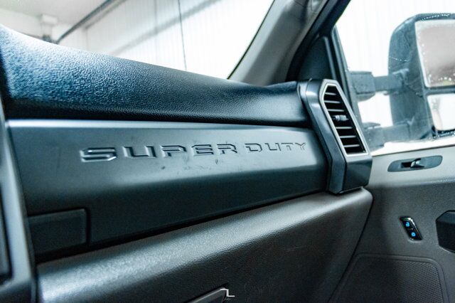 2018 Ford F-550 4x4 Crew Cab XLT Deck Red Deer AB