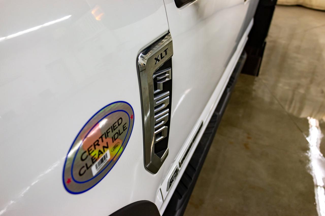 2018 Ford F-550 4x4 Crew Cab XLT Diesel Deck Red Deer AB