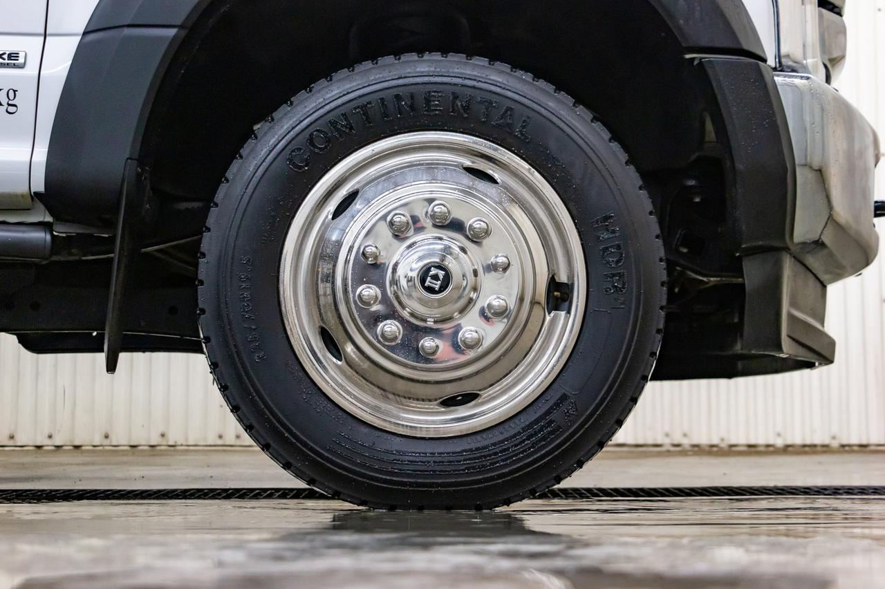 2018 Ford F-550 4x4 Crew Cab XLT Diesel Deck Red Deer AB