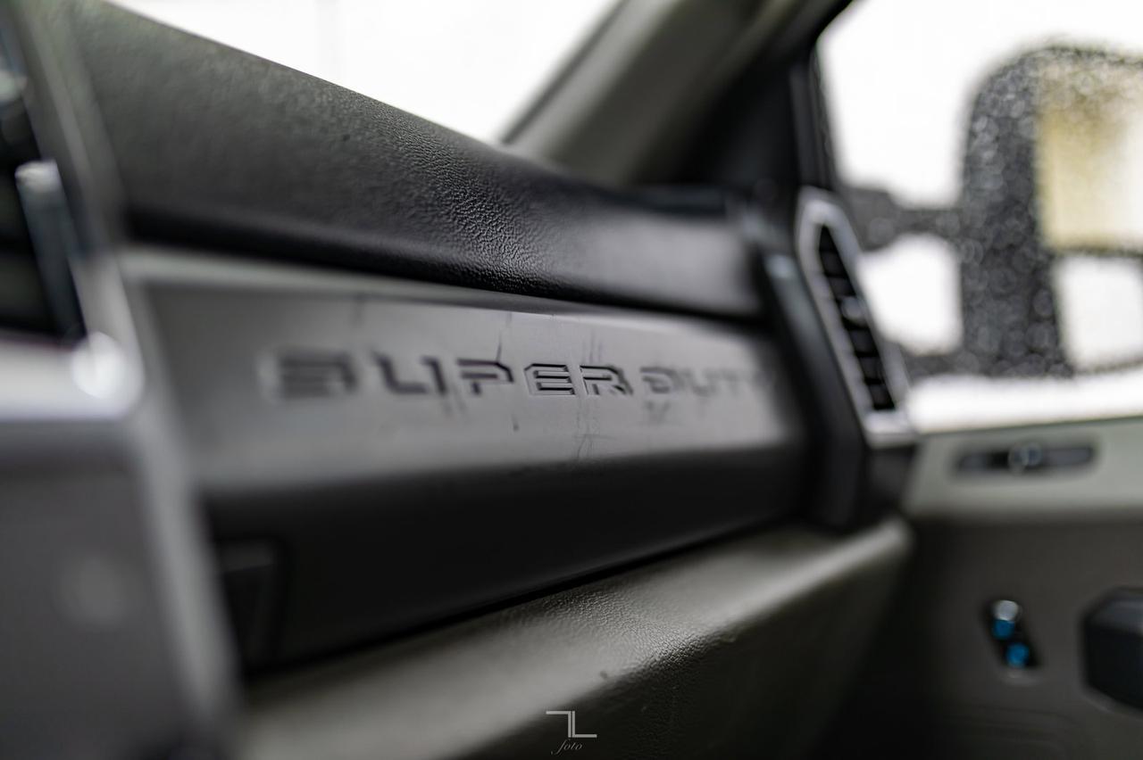 2018 Ford F-550 4x4 Reg Cab XLT Deck Diesel Red Deer AB