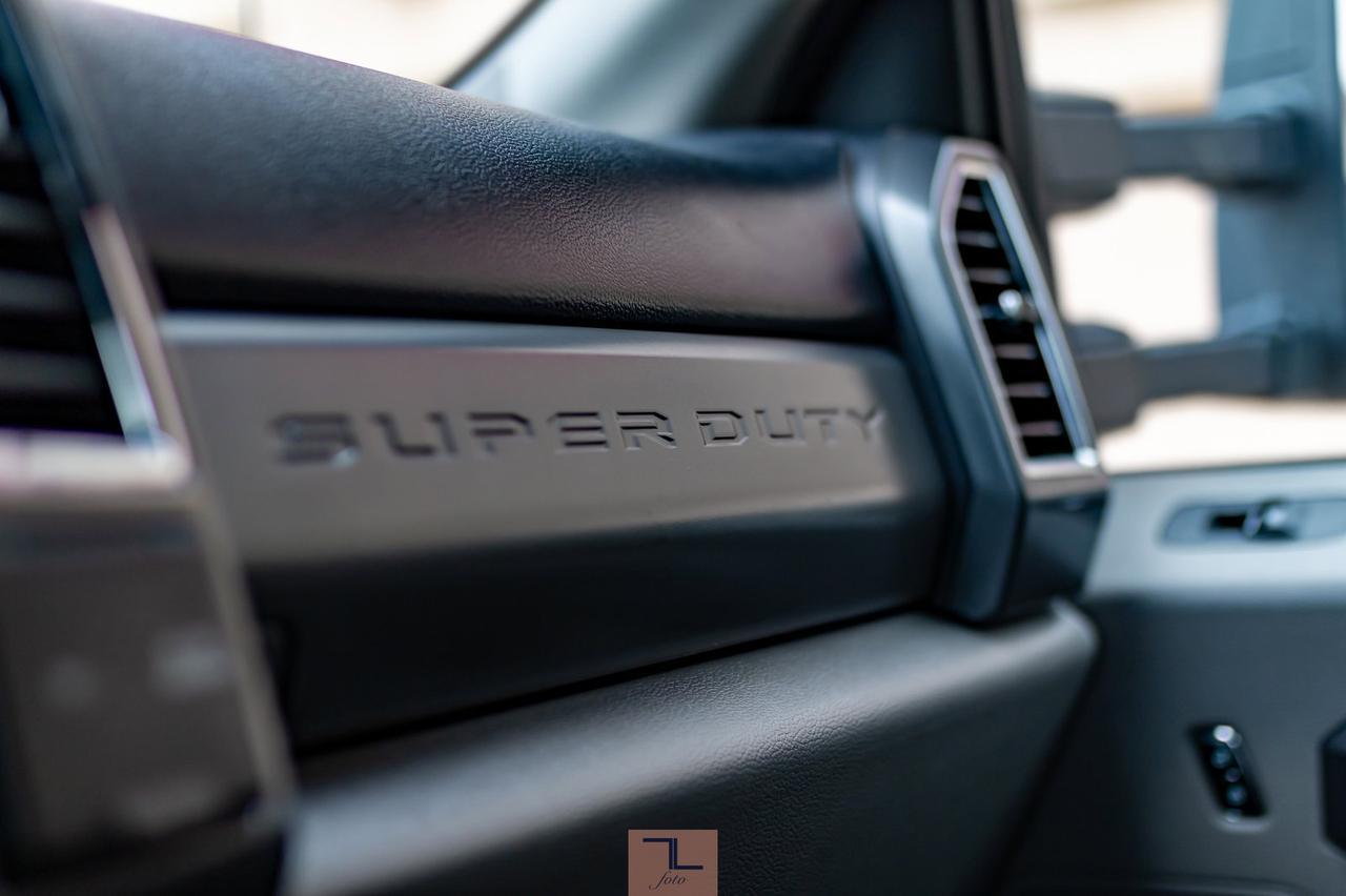 2018 Ford F-550 4x4 Super Cab XLT Picker Deck Diesel Red Deer AB