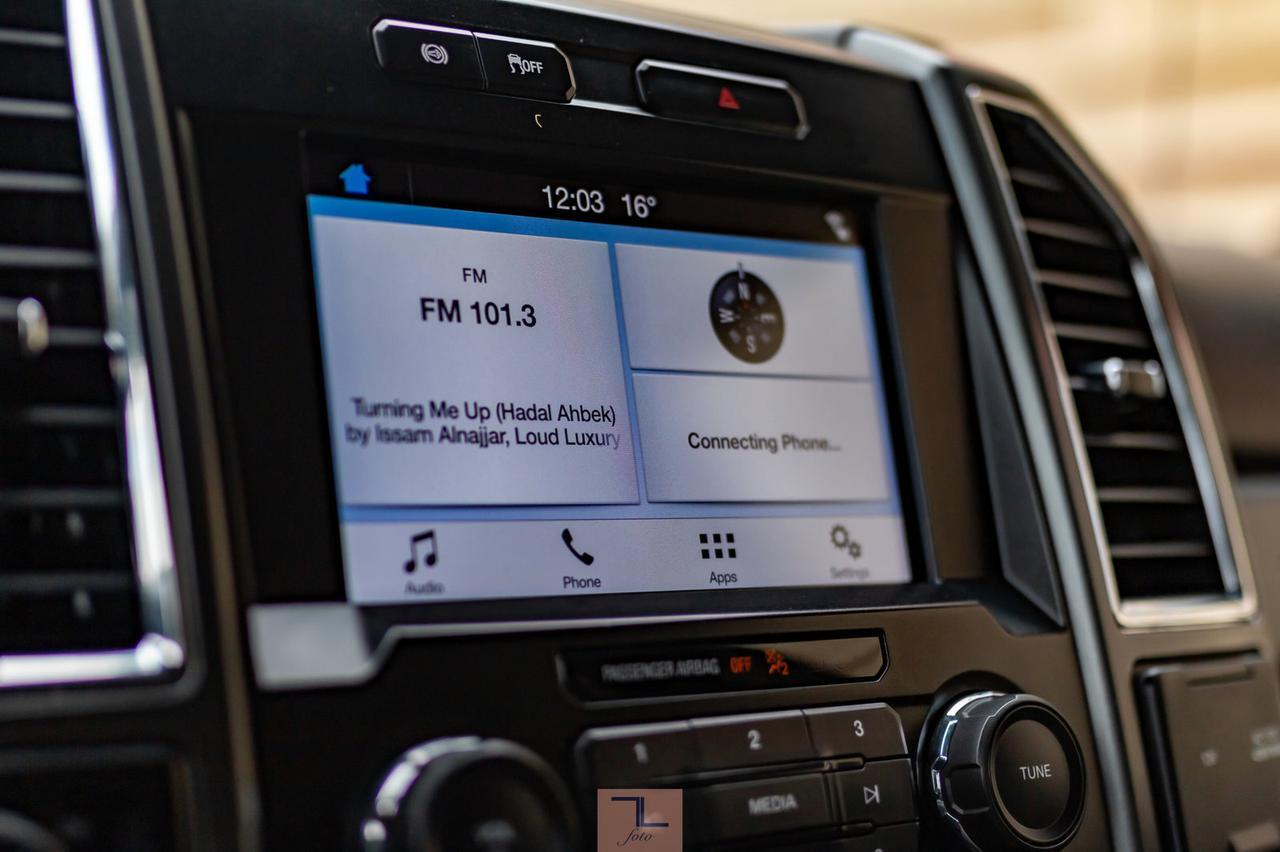 2018 Ford F-550 4x4 Super Cab XLT Picker Deck Diesel Red Deer AB