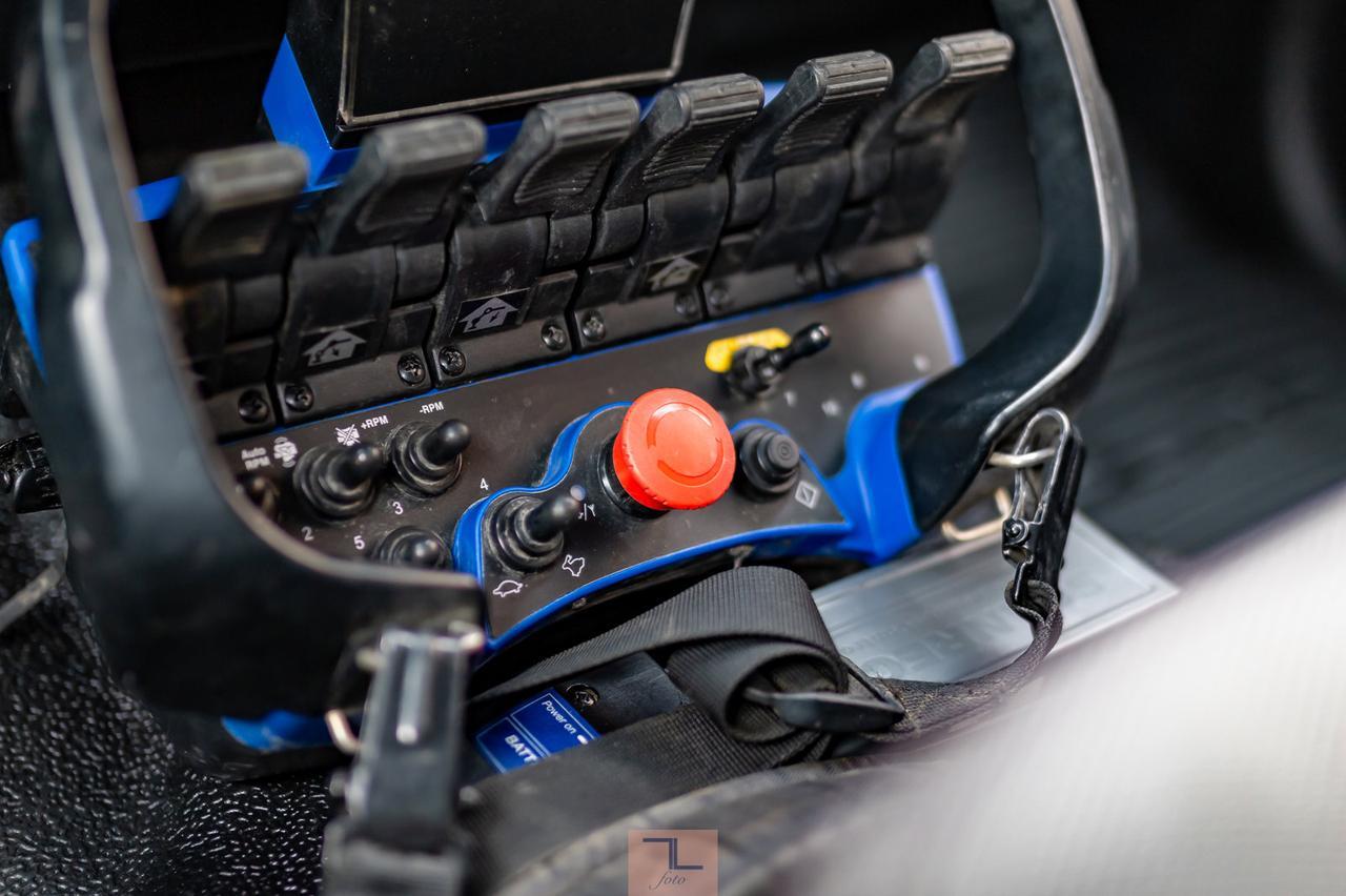 2018 Ford F-550 4x4 Super Cab XLT Picker Deck Diesel Red Deer AB