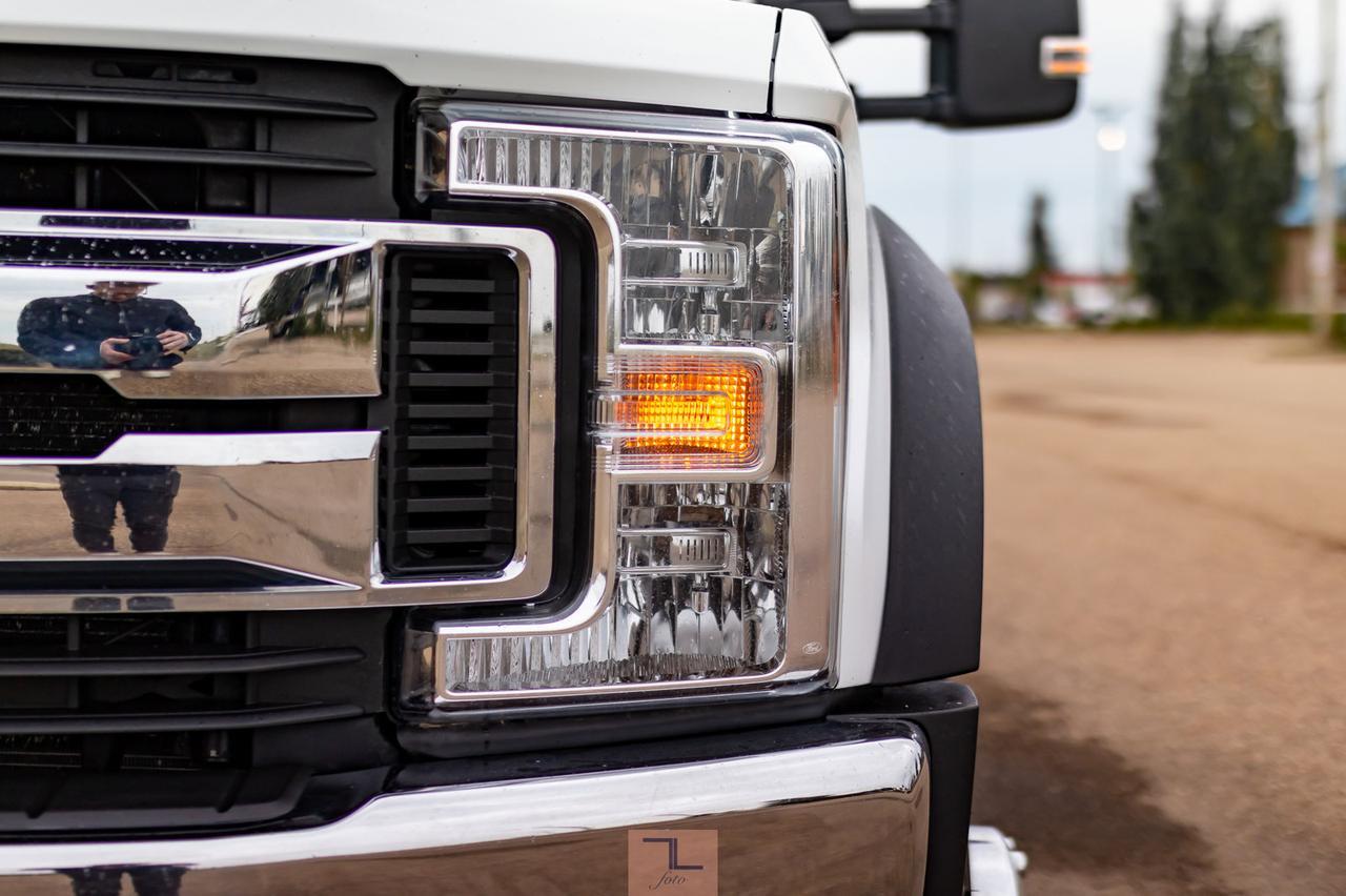 2018 Ford F-550 4x4 Super Cab XLT Picker Deck Diesel Red Deer AB