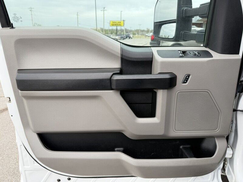 2018 Ford F-550 4x4 V10 18' Flatbed XL Collinsville OK