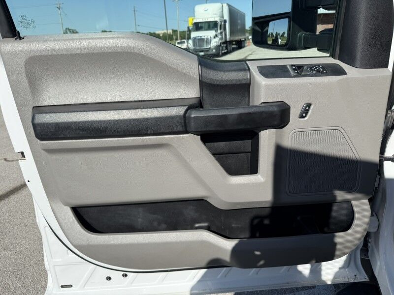 2018 Ford F-550 4x4 V10 Flatbed XL Collinsville OK