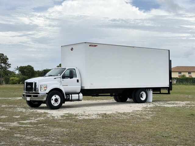 2018 Ford F-750 Super Duty 26' Dry Box Truck with 3,500 lbs. Palfinger Rail Gate Homestead FL