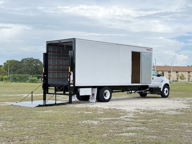 2018 Ford F-750 Super Duty 26' Dry Box Truck with 3,500 lbs. Palfinger Rail Gate