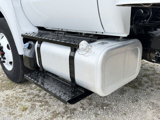 2018 Ford F-750 Super Duty 26' Dry Box Truck with 3,500 lbs. Palfinger Rail Gate Homestead FL