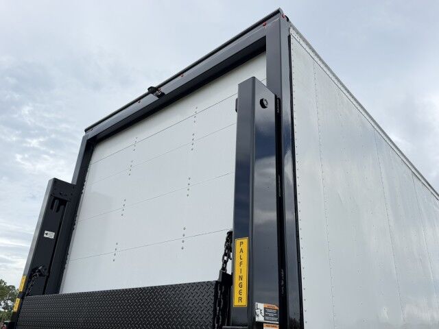 2018 Ford F-750 Super Duty 26' Dry Box Truck with 3,500 lbs. Palfinger Rail Gate Homestead FL