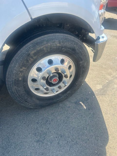 2018 Ford F-750SD Base