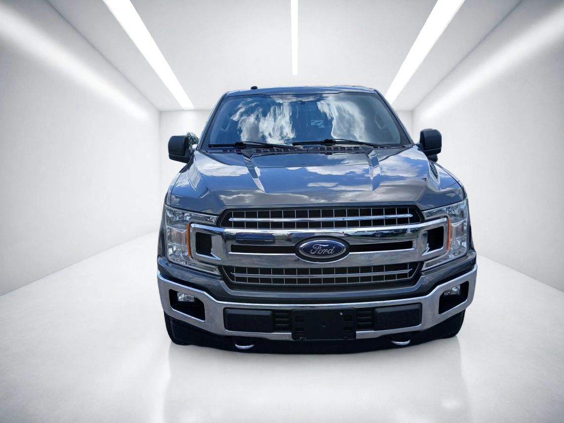2018 Ford F150 SuperCrew Cab XLT Pickup 4D 5 1/2 ft