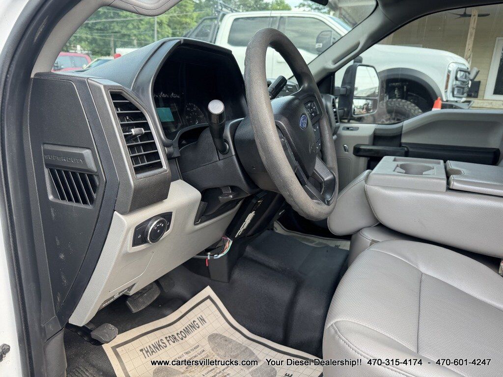 2018 Ford F350sd Crew Chassis XL FX4 - DUALLY - FLATBED Cartersville GA