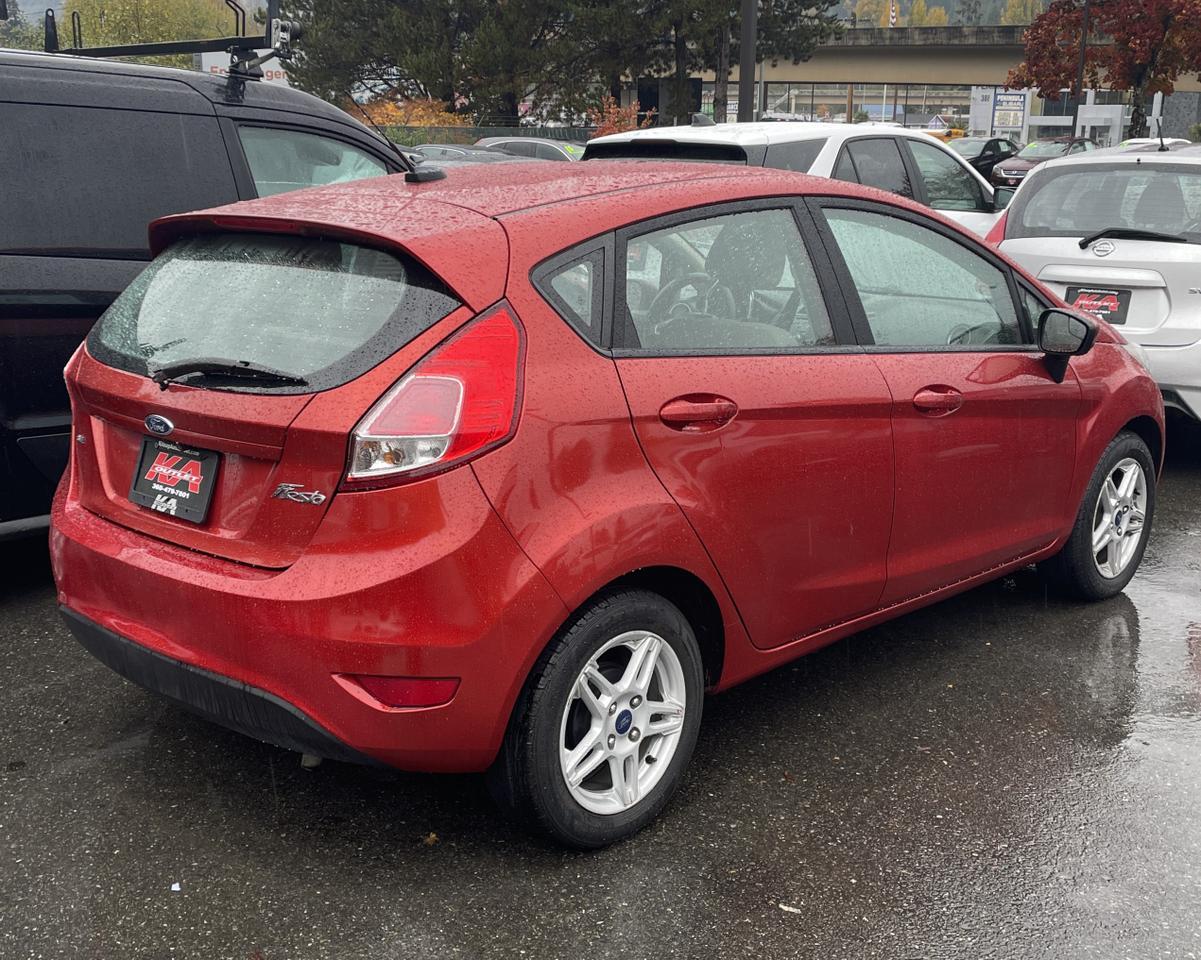 2018 Ford Fiesta SE Hatchback 4D