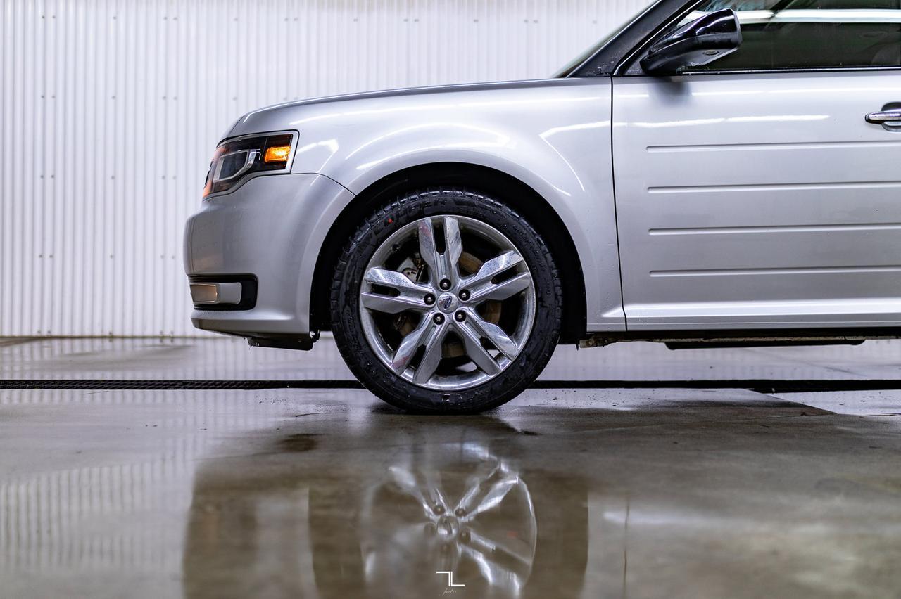 2018 Ford Flex AWD Limited Leather Roof Nav BCam Red Deer AB