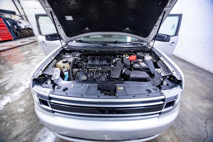 2018 Ford Flex AWD Limited Leather Roof Nav BCam Red Deer AB