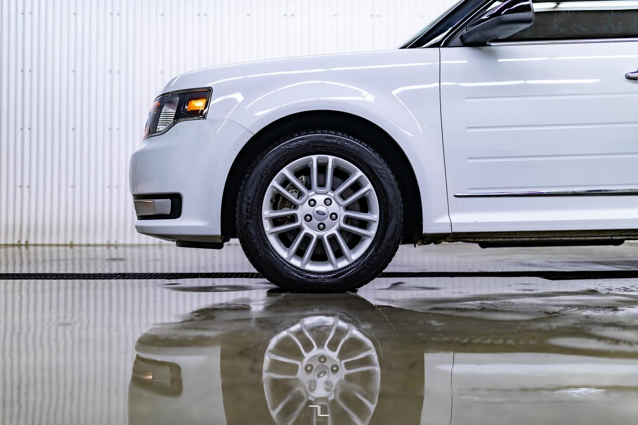 2018 Ford Flex AWD SEL BCam HSeat Power Liftgate Red Deer AB