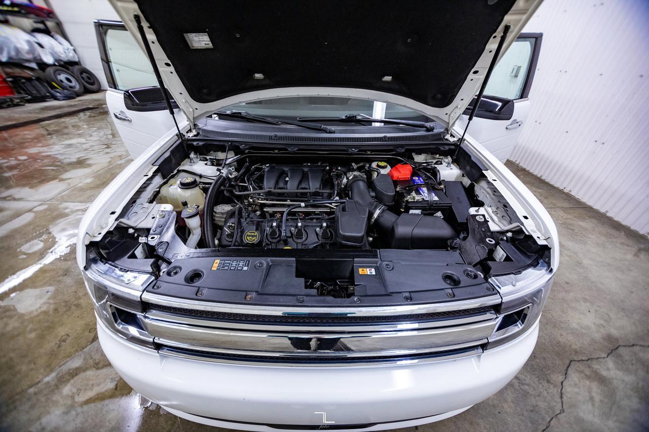 2018 Ford Flex AWD SEL BCam HSeat Power Liftgate Red Deer AB