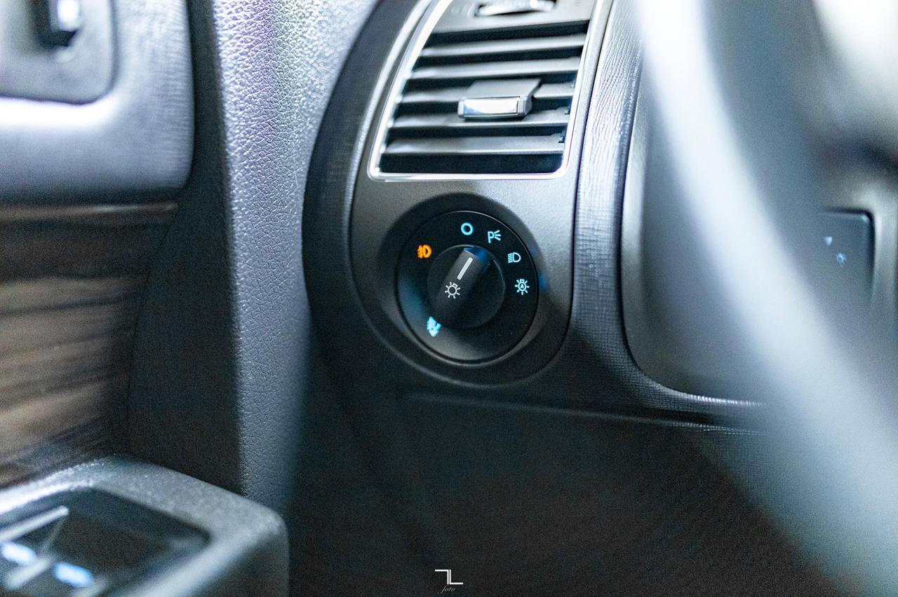 2018 Ford Flex AWD SEL BCam HSeat Power Liftgate Red Deer AB