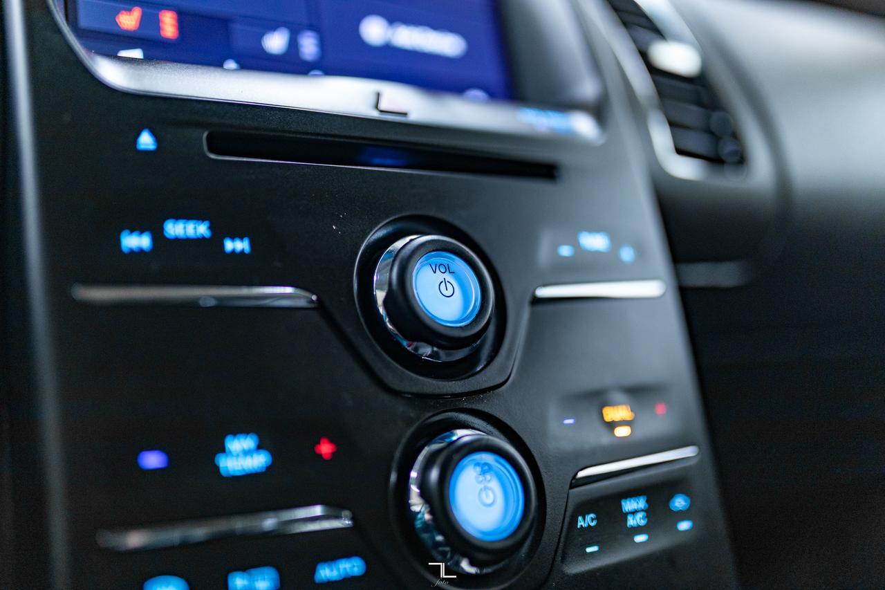 2018 Ford Flex AWD SEL BCam HSeat Power Liftgate Red Deer AB