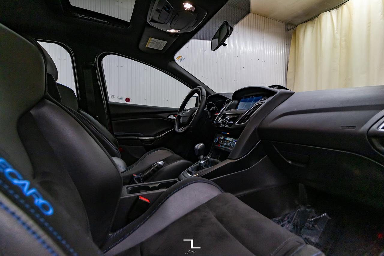 2018 Ford Focus AWD RS Manual Leather Roof Nav Red Deer AB