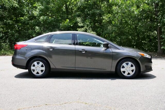 2018 Ford Focus S / SYNC With AppLink / Rear View Camera! High Point NC