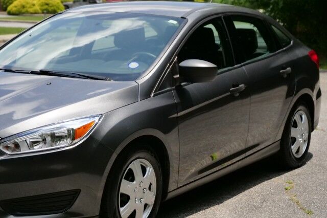 2018 Ford Focus S / SYNC With AppLink / Rear View Camera! High Point NC