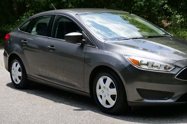 2018 Ford Focus S / SYNC With AppLink / Rear View Camera! High Point NC