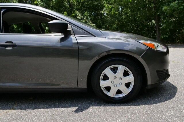 2018 Ford Focus S / SYNC With AppLink / Rear View Camera! High Point NC