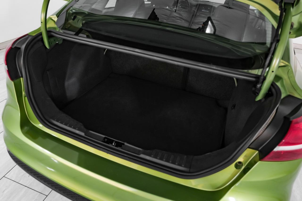 2018 Ford Focus SE AUTOMATIC HEATED SEATS REAR CAMERA BLUETOOTH CRUISE CONTROL A Carrollton TX