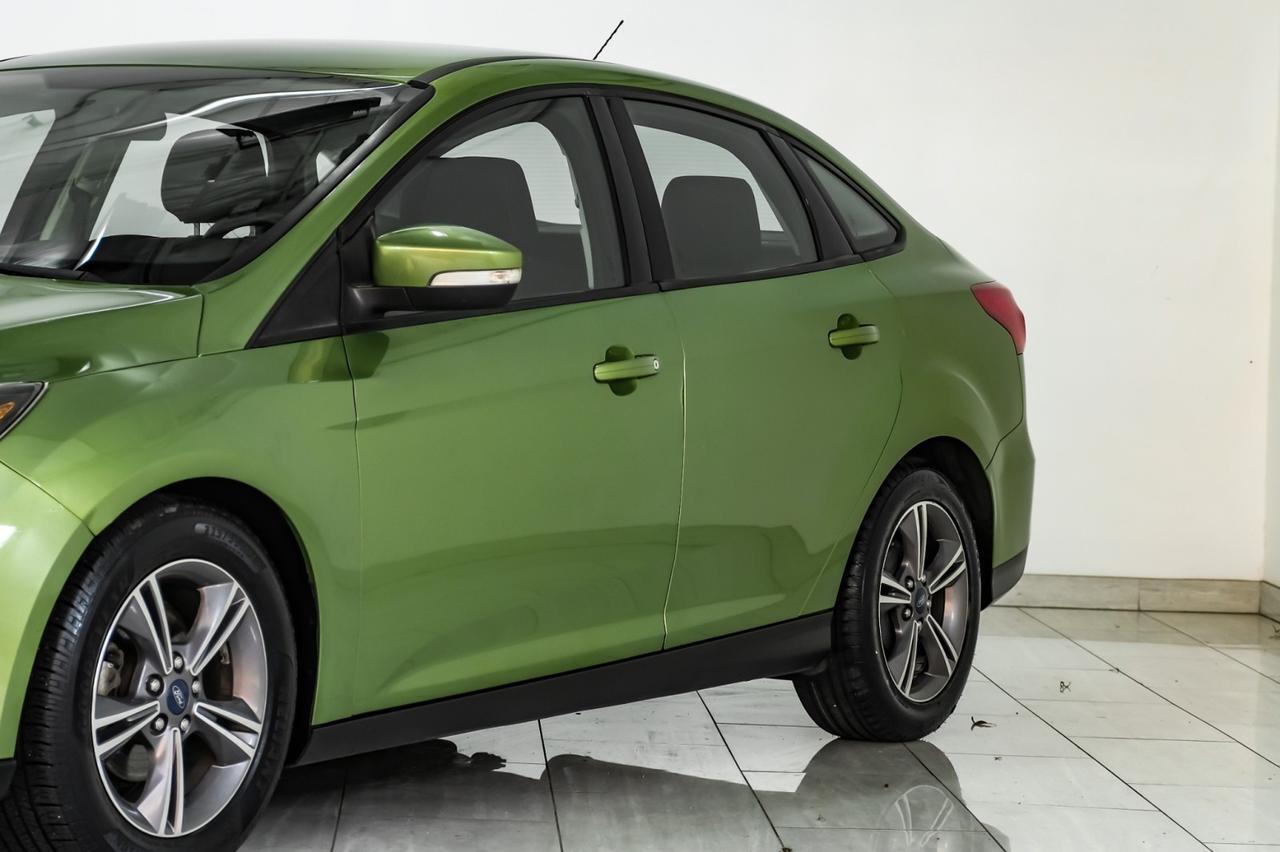 2018 Ford Focus SE AUTOMATIC HEATED SEATS REAR CAMERA BLUETOOTH CRUISE CONTROL A Carrollton TX