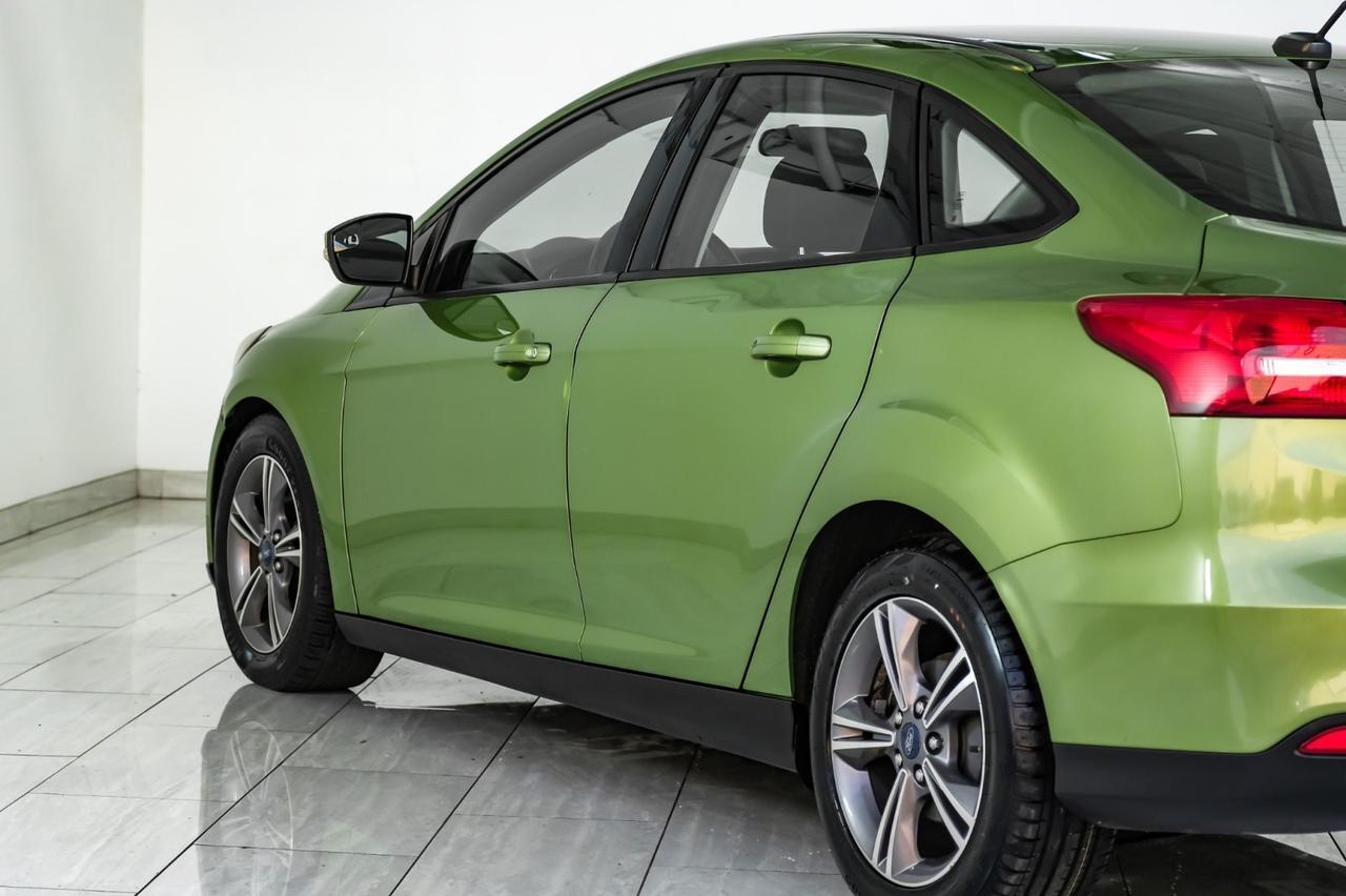 2018 Ford Focus SE AUTOMATIC HEATED SEATS REAR CAMERA BLUETOOTH CRUISE CONTROL A Carrollton TX