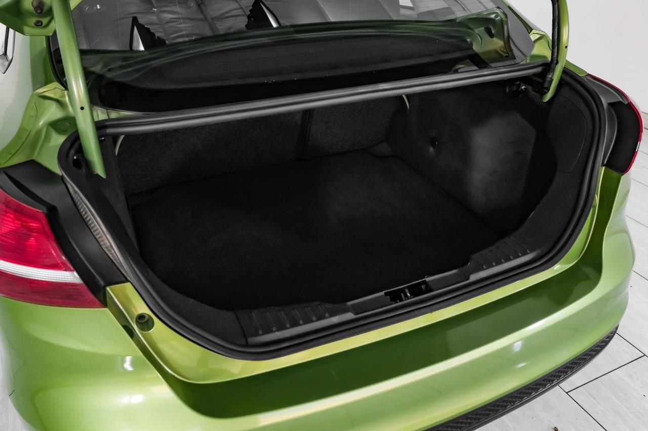 2018 Ford Focus SE AUTOMATIC HEATED SEATS REAR CAMERA BLUETOOTH CRUISE CONTROL A Carrollton TX