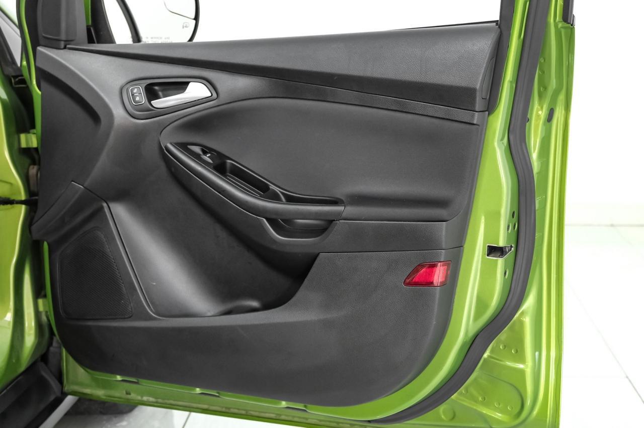 2018 Ford Focus SE AUTOMATIC HEATED SEATS REAR CAMERA BLUETOOTH CRUISE CONTROL A Carrollton TX