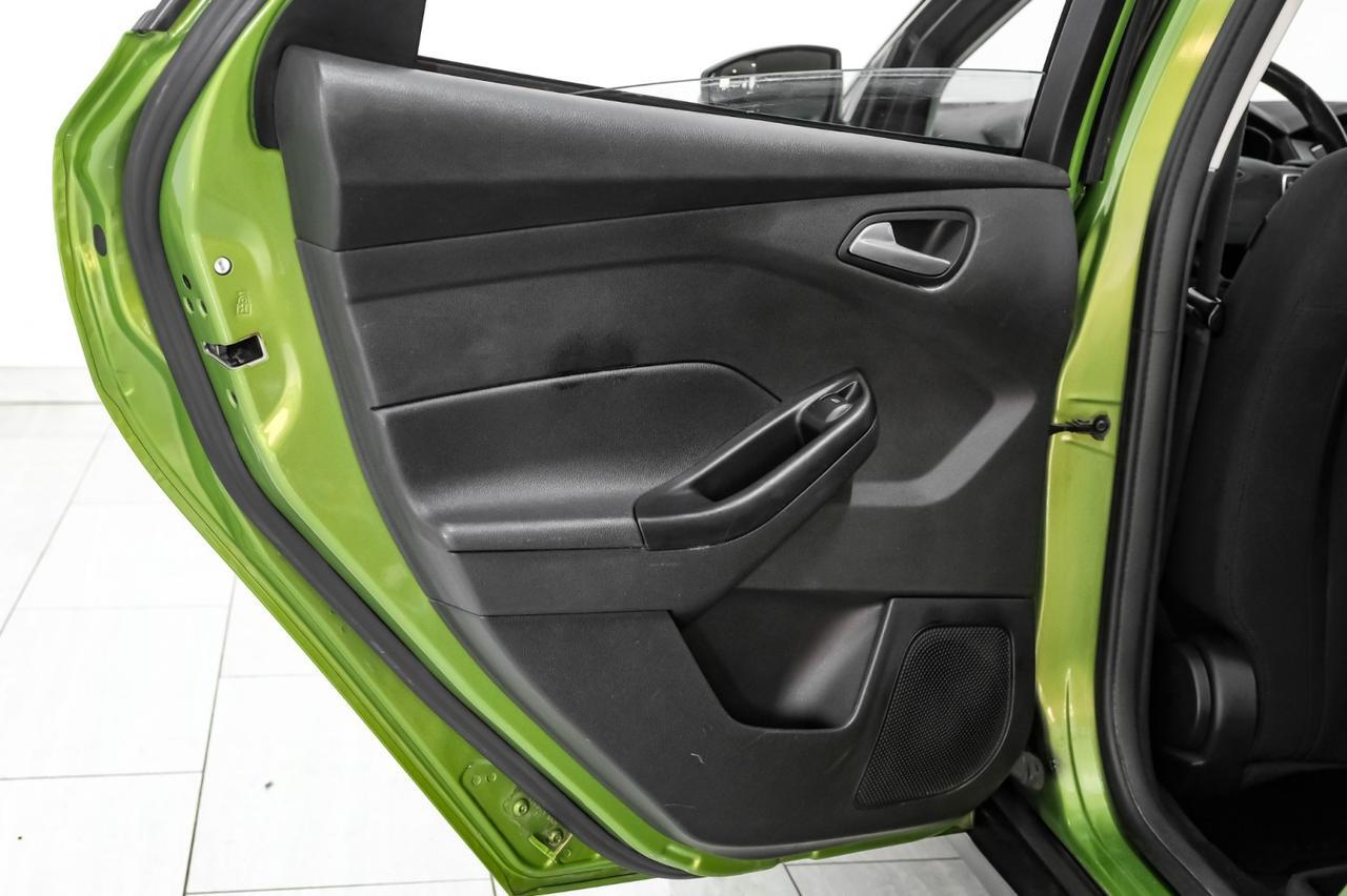 2018 Ford Focus SE AUTOMATIC HEATED SEATS REAR CAMERA BLUETOOTH CRUISE CONTROL A Carrollton TX