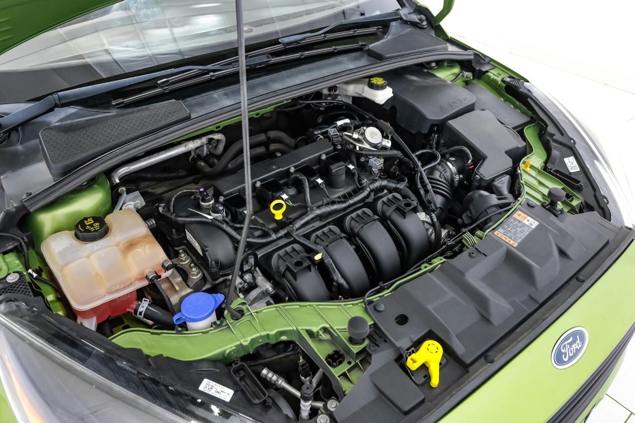 2018 Ford Focus SE AUTOMATIC HEATED SEATS REAR CAMERA BLUETOOTH CRUISE CONTROL A Carrollton TX