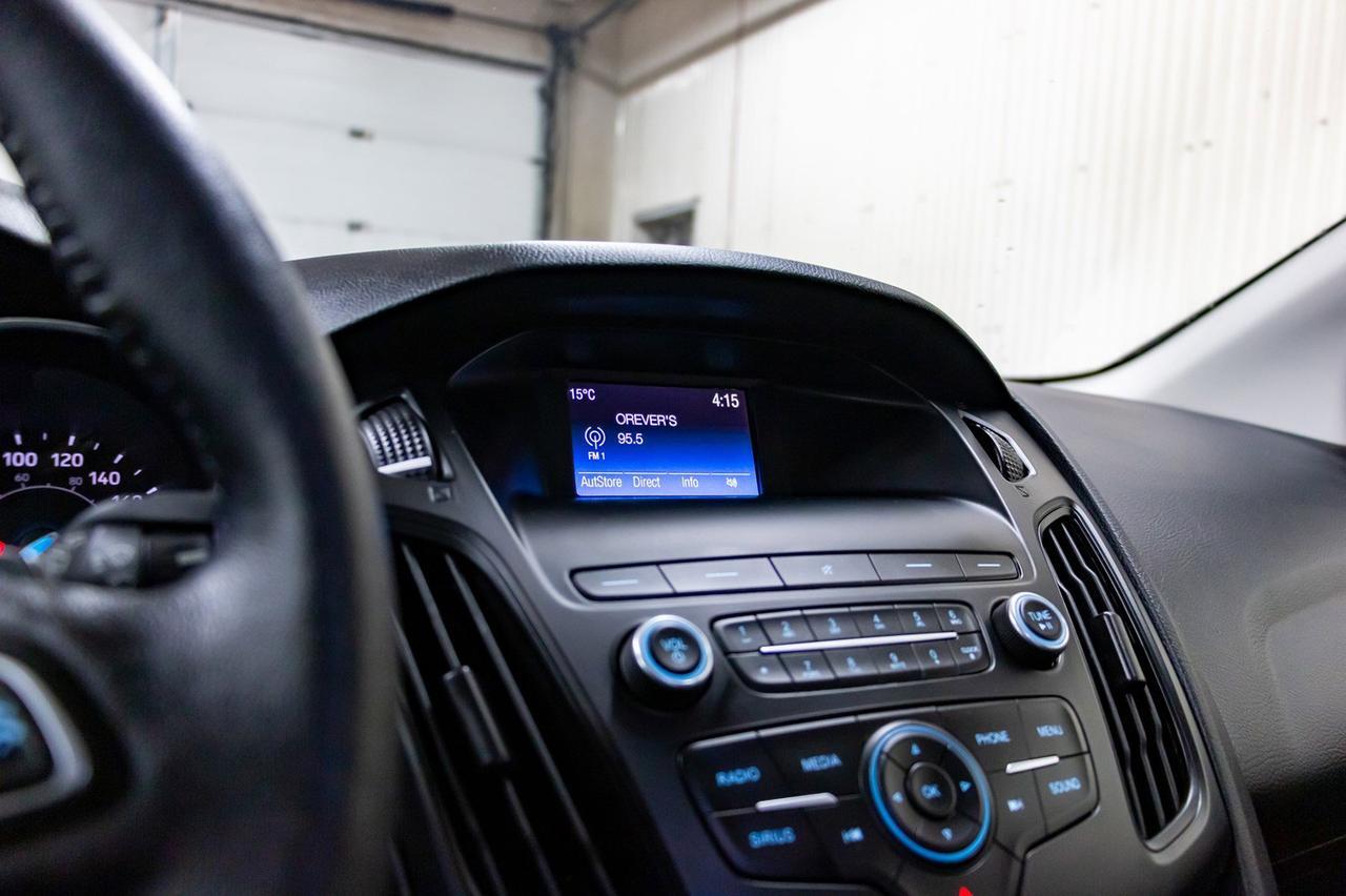 2018 Ford Focus SE Hatchback BCam Heated Seats Red Deer AB