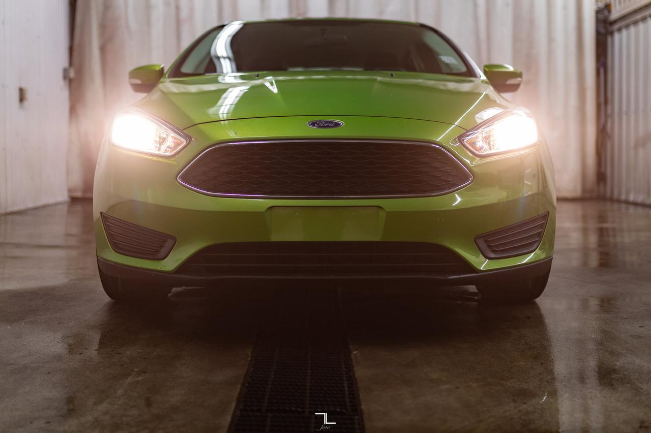 2018 Ford Focus SE Hatchback BCam Red Deer AB