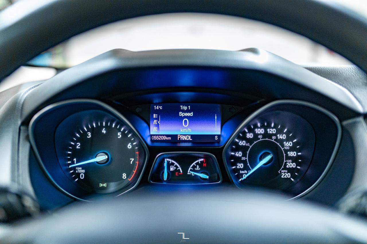 2018 Ford Focus SE Hatchback BCam Red Deer AB