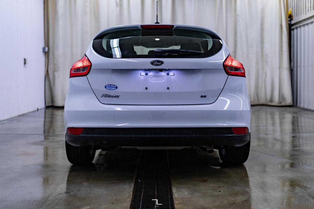 2018 Ford Focus SE Hatchback BCam Red Deer AB