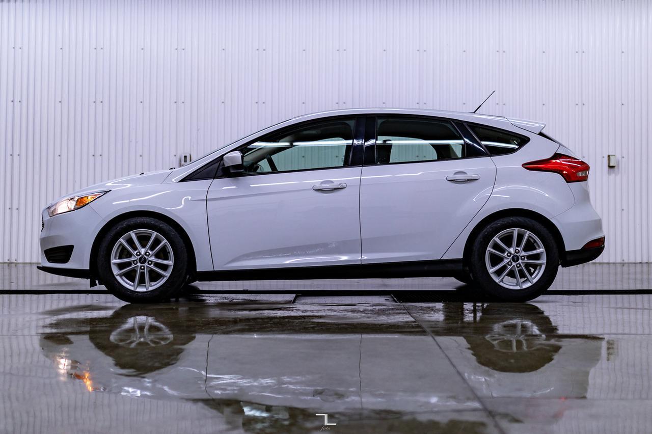 2018 Ford Focus SE Hatchback BCam Red Deer AB