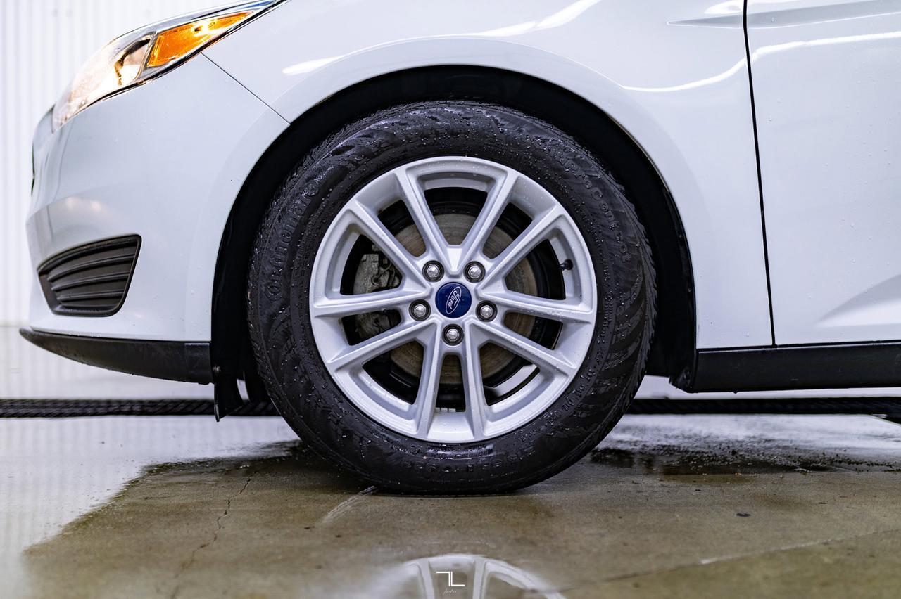 2018 Ford Focus SE Hatchback BCam Red Deer AB