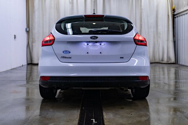 2018 Ford Focus SE Hatchback BCam Red Deer AB