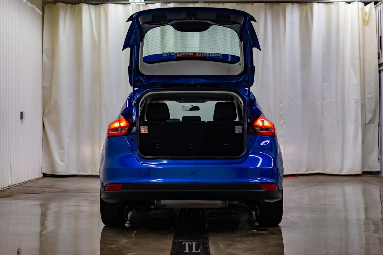 2018 Ford Focus SE Hatchback BCam Remote Start Red Deer AB