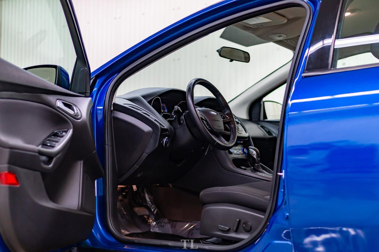 2018 Ford Focus SE Hatchback BCam Remote Start Red Deer AB